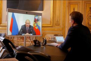 Путин, Макрон